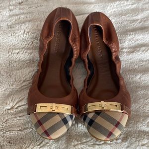 Burberry flats